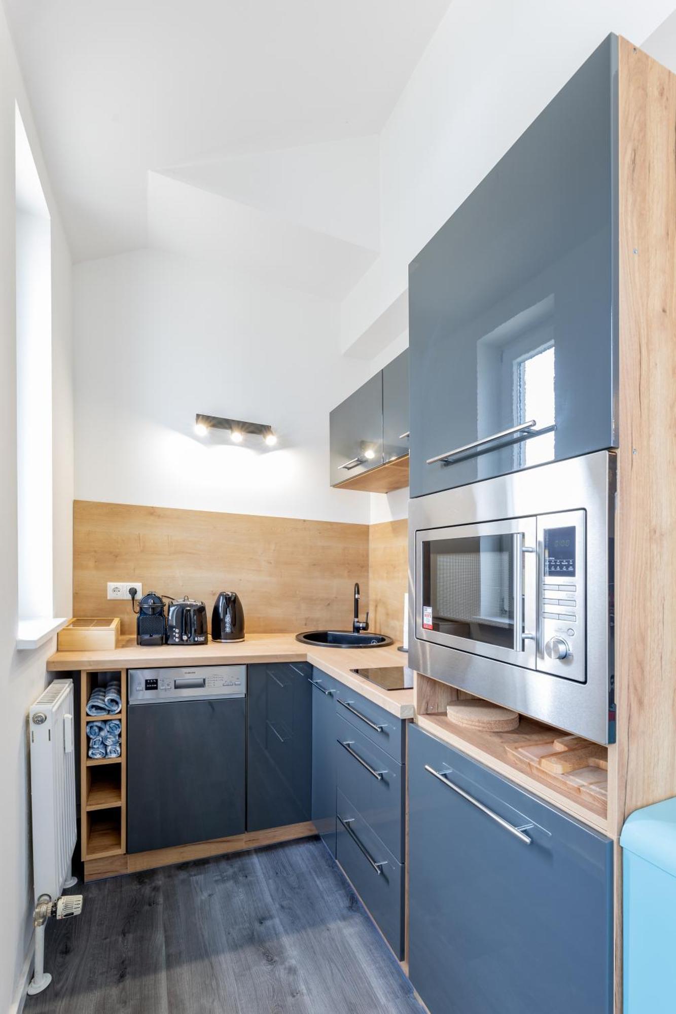 Sweethome - Maisonette Apartment, Parkplatz, Wifi, Naehe Zentrum Fuerstenfeldbruck Esterno foto