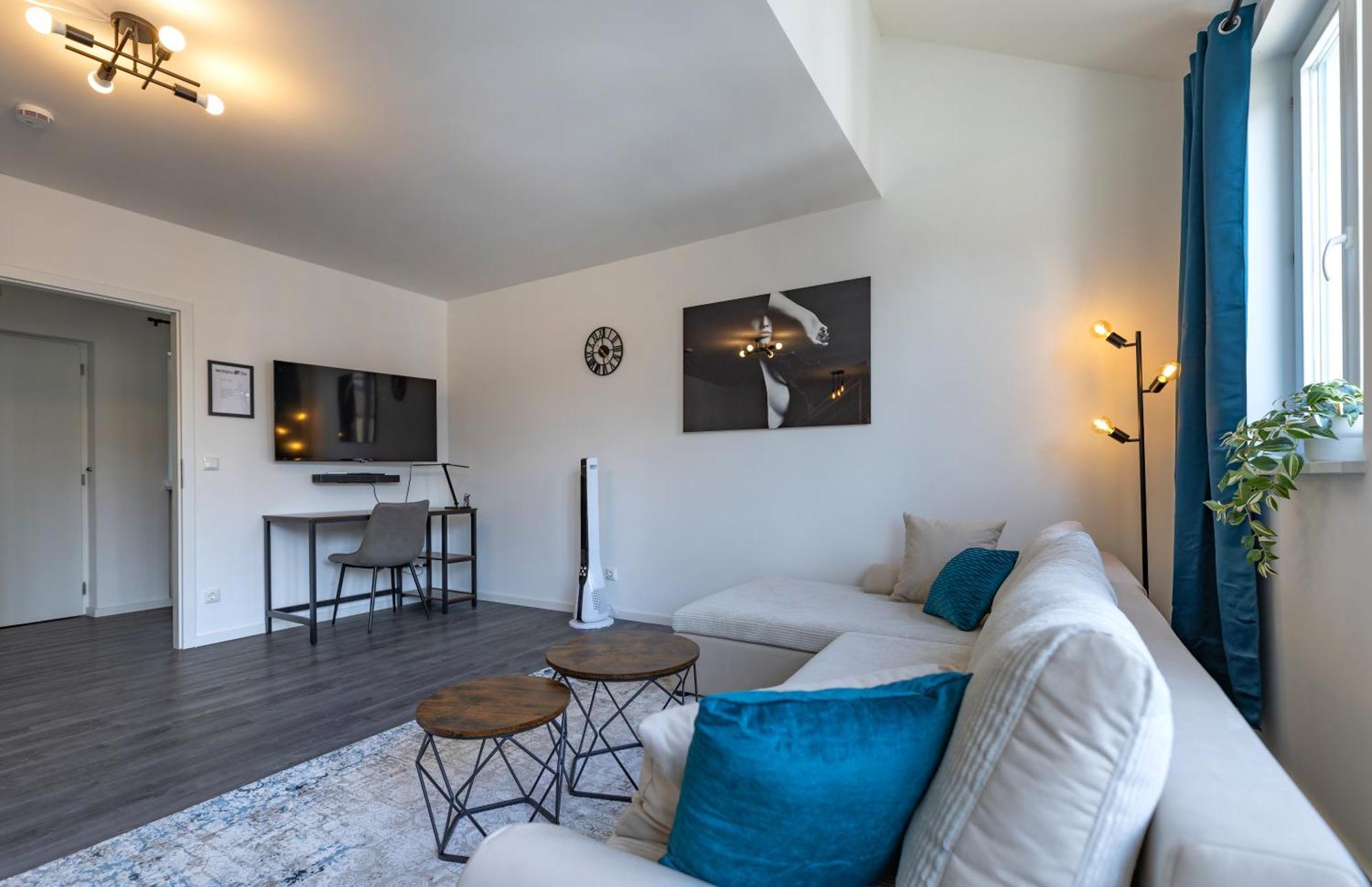 Sweethome - Maisonette Apartment, Parkplatz, Wifi, Naehe Zentrum Fuerstenfeldbruck Esterno foto